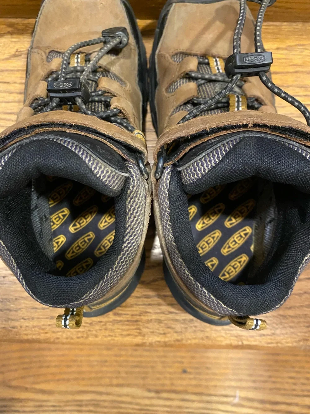Keen Targhee Brown and Black Kids Hiking Boots - Size 13